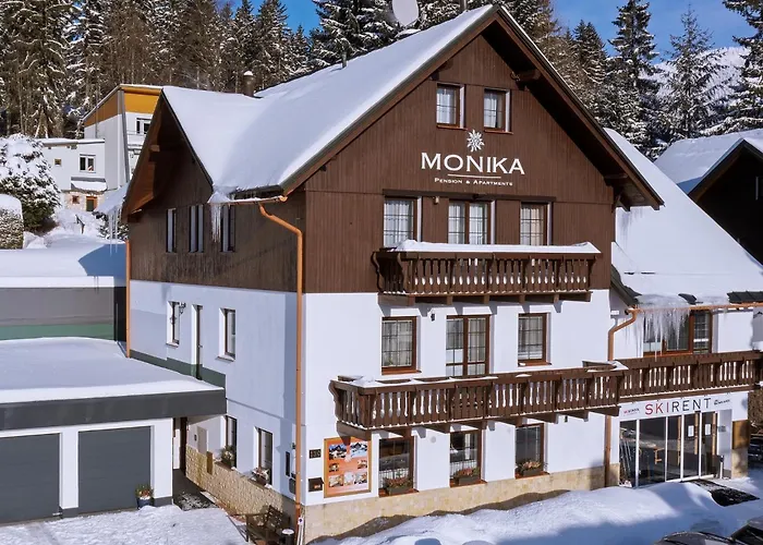 And Monika Pensjonat