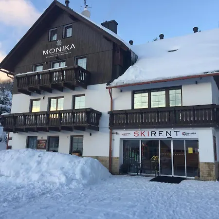 And Monika Vendégház 3*
