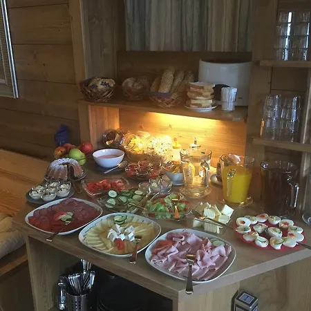 Guest house And Monika 3*